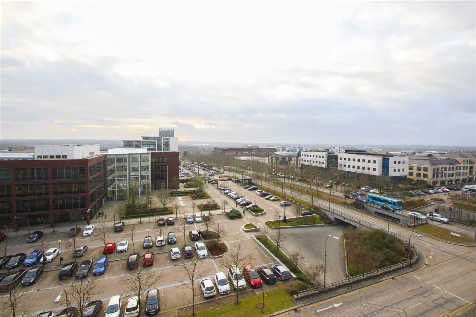 Manhattan House, Central Milton Keynes, Milton Keynes